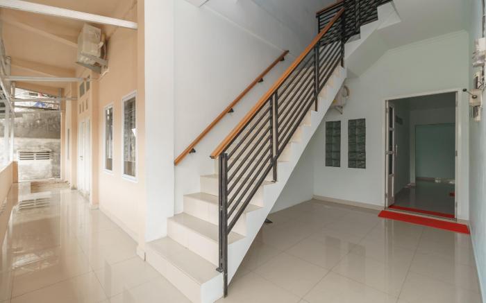 RedDoorz Syariah near Simpang Sekip Palembang