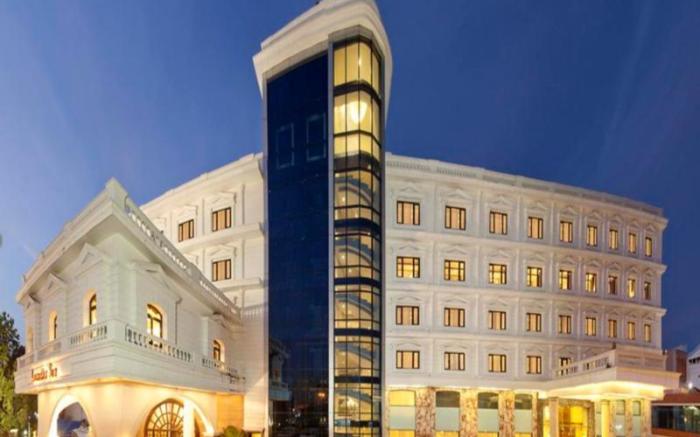 Anandha Inn Convention Centre and Suites