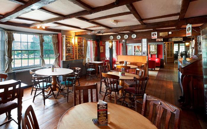 Camden Arms Hotel
