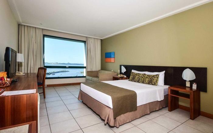 Comfort Suites Vitoria