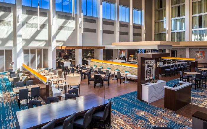 DoubleTree by Hilton Hotel Pittsburgh-Cranberry