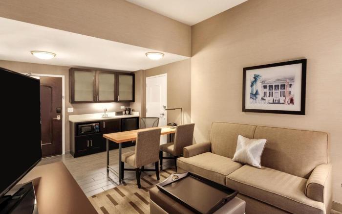 Embassy Suites by Hilton Tuscaloosa Alabama Downtown