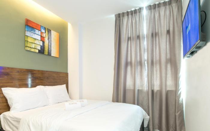 Econtel Queensbay
