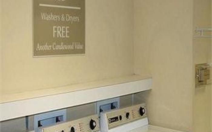 Candlewood Suites Topeka Hotel By IHG
