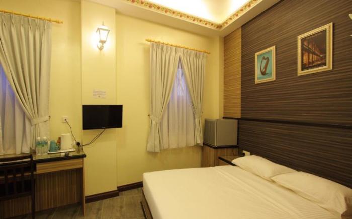 Shamrock Guest House ll