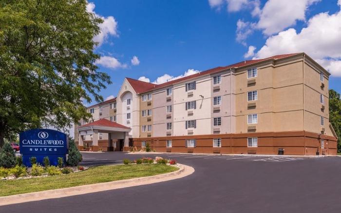 Candlewood Suites Topeka Hotel By IHG