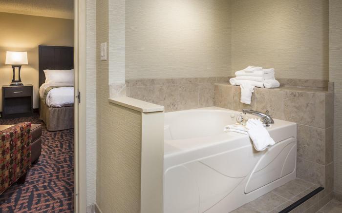 Holiday Inn Wichita East I-35 By IHG