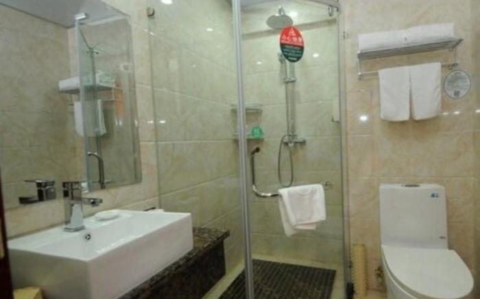 GreenTree Inn Anhui Yaohai District MingGuang Road Bus Station Express Hotel