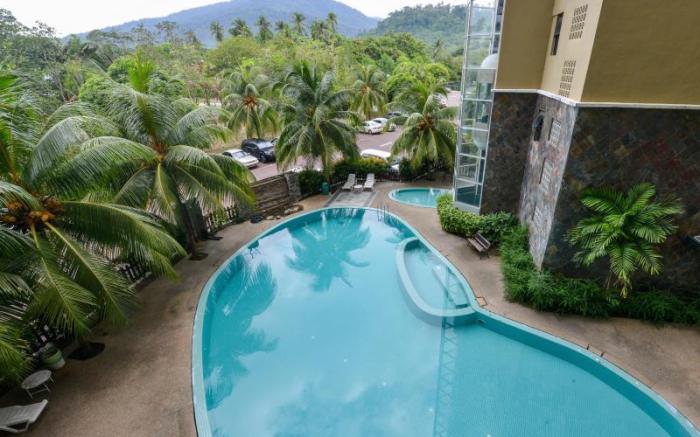 Holiday Apartment @Century Suria Service Apartment