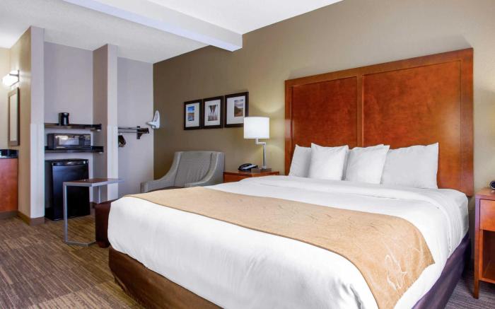 Comfort Suites Southport - Oak Island