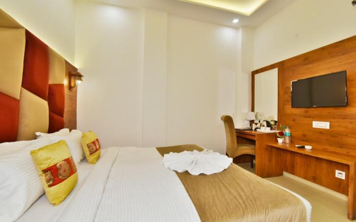 Hotel Sallow Premium
