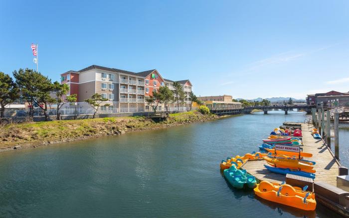 Holiday Inn Express Hotel & Suites Seaside Convention Center By IHG