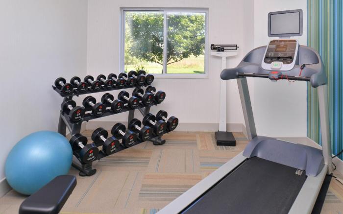 Holiday Inn Express Hotel and Suites Stevens Point By IHG
