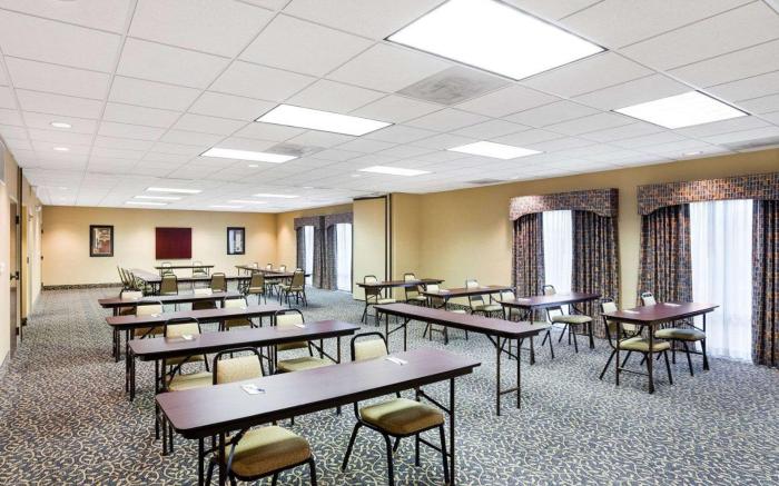 Spark by Hilton San Antonio Airport