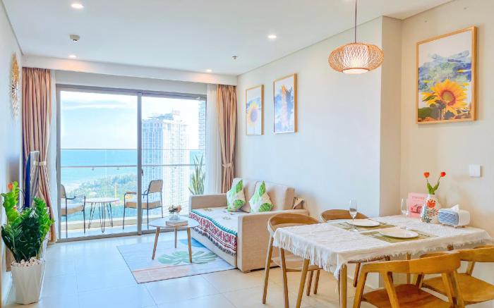 HomeAway 01_The Sóng Vung Tau_3BRs LUX Condotel