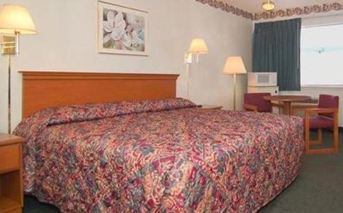 Econo Lodge Town Center