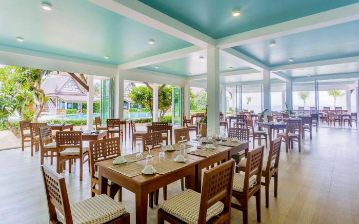 Aura Samui Best Beach Hotel