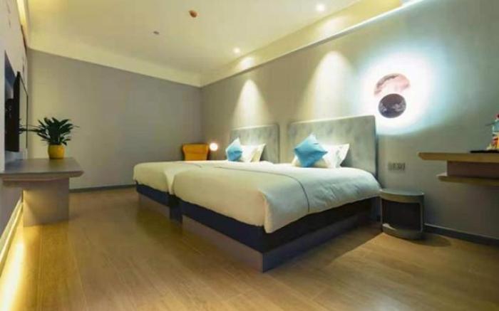 Magnotel Hotel· Xining Limeng Commercial Pedestrian Street