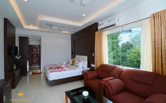 Moonline Resort
