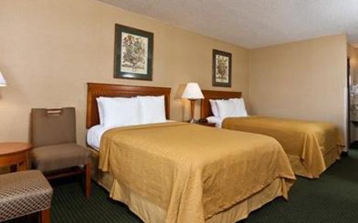 Quality Inn Columbus, MS