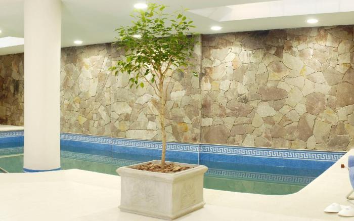 Cilene Del Faro Suites and Spa