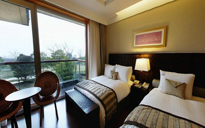 Elysian Jeju Golftel