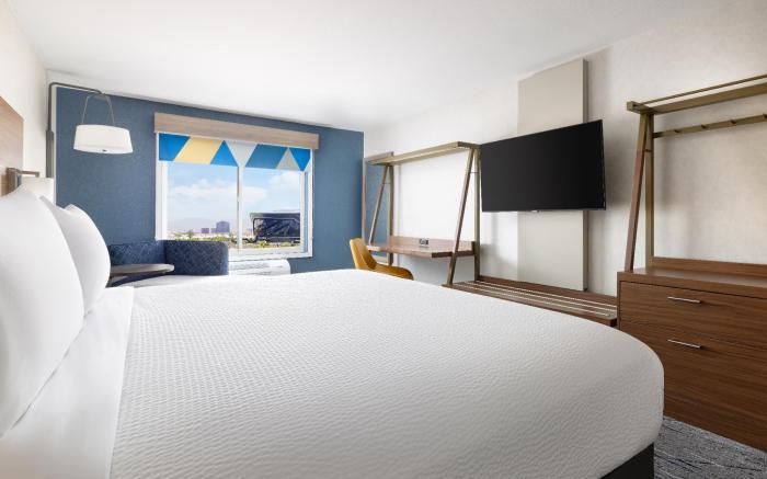 Holiday Inn Express Las Vegas Stadium Area By IHG