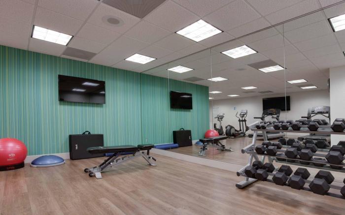 Holiday Inn Express & Suites Orlando International Airport By IHG