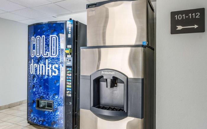 Motel 6 Fort Wayne, IN