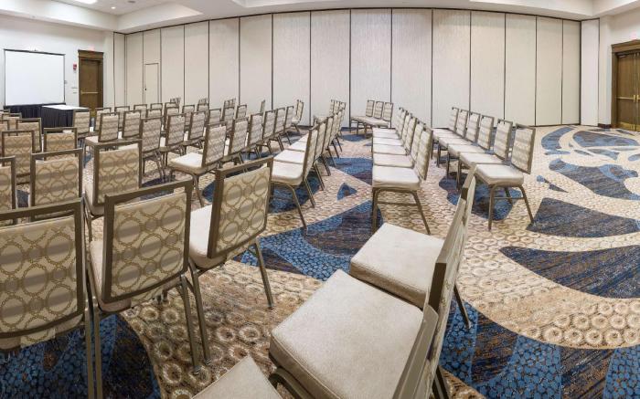 DoubleTree by Hilton Hotel Boston - Milford