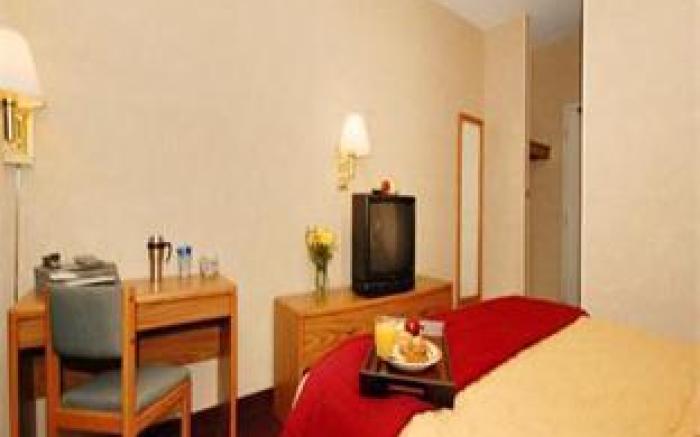 Quality Inn Dayton North - Vandalia