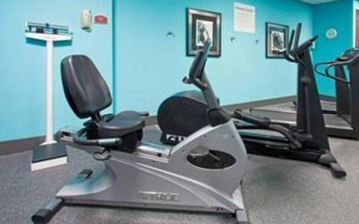Holiday Inn Express Hotel and Suites Fort Lauderdale Airport Cruise Port By IHG