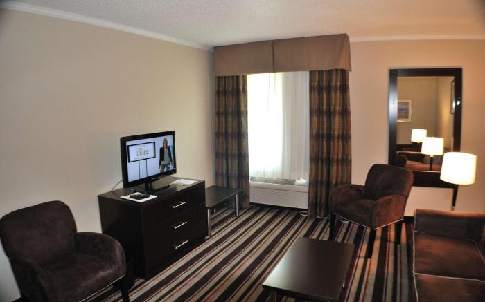 Holiday Inn Express Nashville W-I40 By IHG