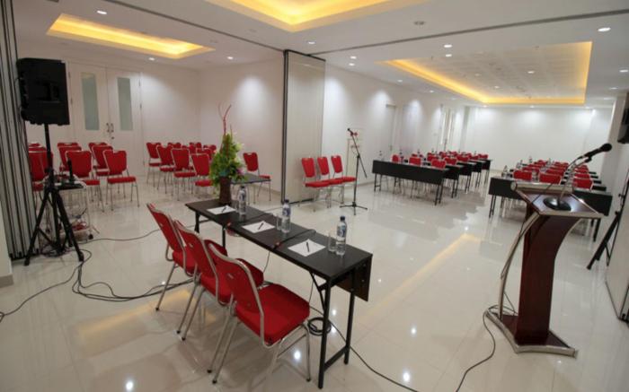 The WIN Hotel Surabaya
