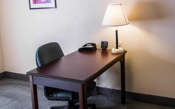 Comfort Suites Airport