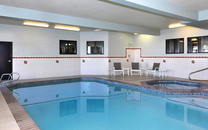 Four Points by Sheraton Portland East