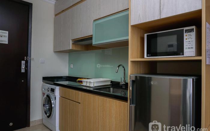 Elegant Studio @Menteng Park Apartment By Travelio