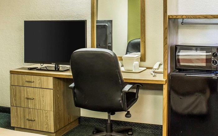 Quality Inn & Suites Raleigh North
