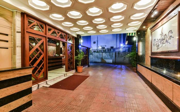Hotel Metro Palace