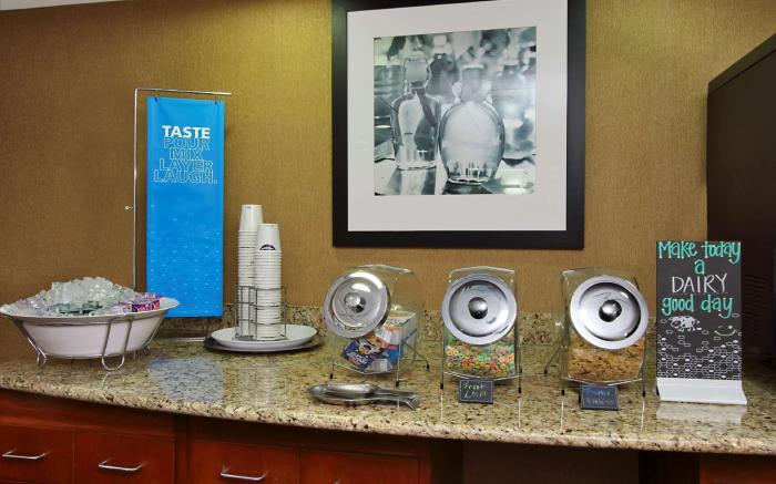 Hampton Inn And Suites Madisonville