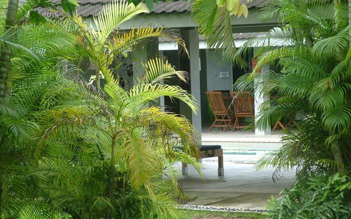 Pacific Lagoon Apartments