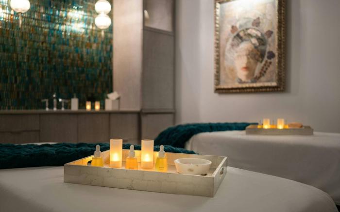 Grand Bohemian Charlotte, Autograph Collection