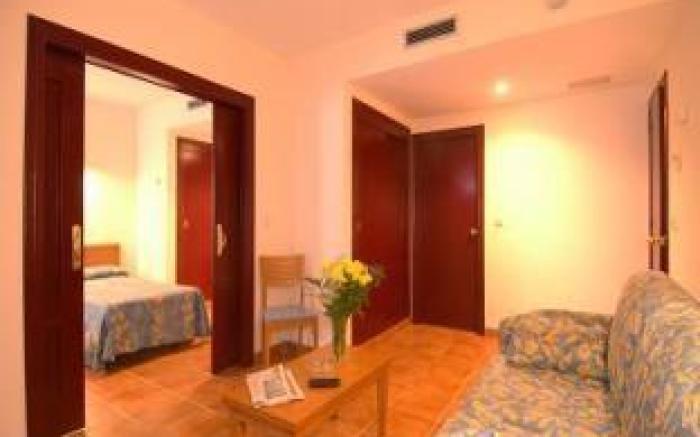 Hotel Noy