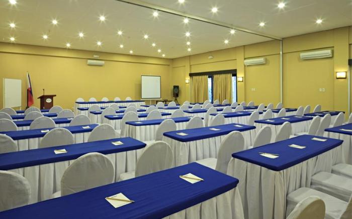 Microtel by Wyndham Davao