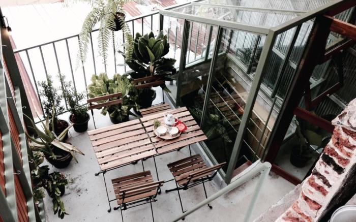 Live Local Cafe & Hotel