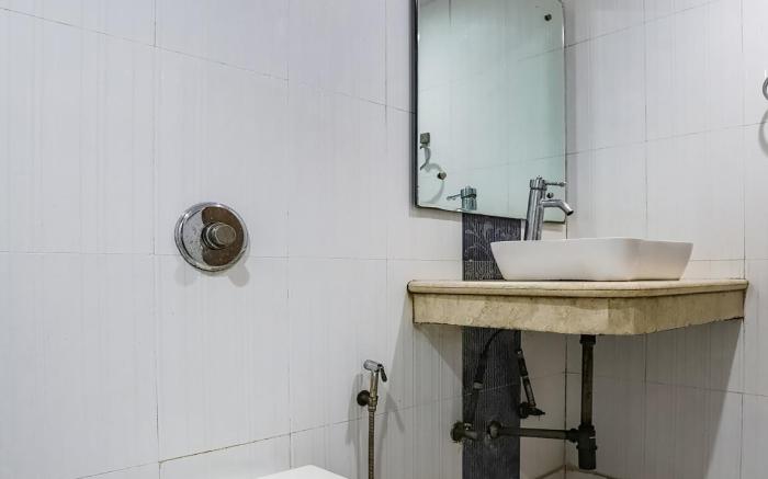 OYO 46221 Hotel Shiv Dev International