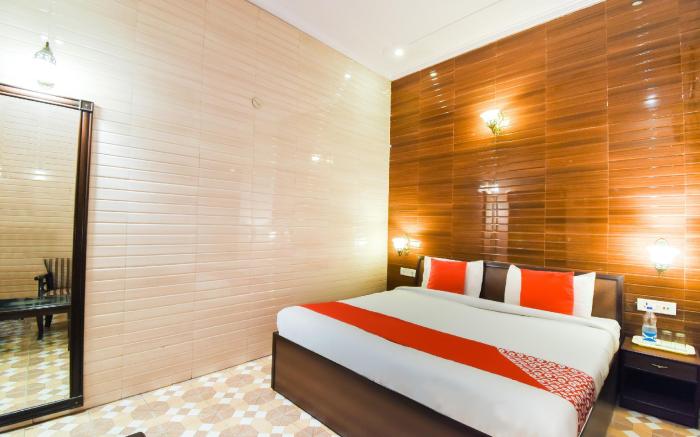 OYO Hotel Holy City