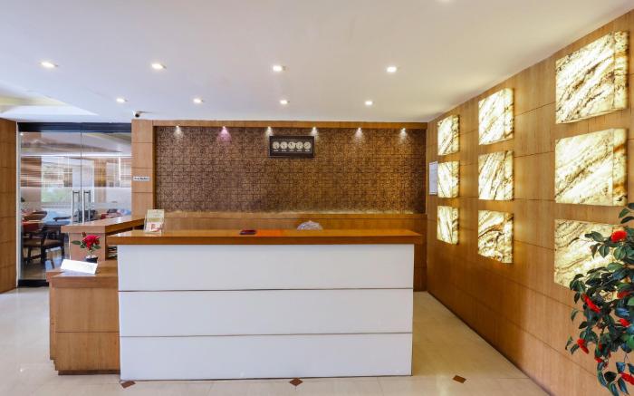 OYO 44931 Hotel Padippurayil
