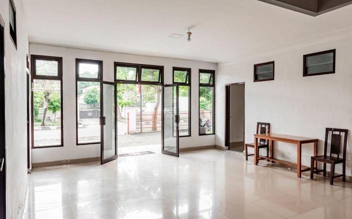 Hotel O Kambang Iwak Area Near Kambang Iwak Park Formerly Kerangga