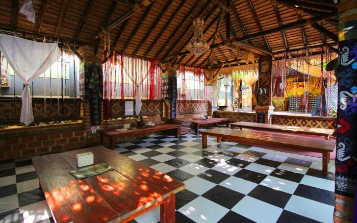 Villa And Resto Kubu Selem Etnik Bali